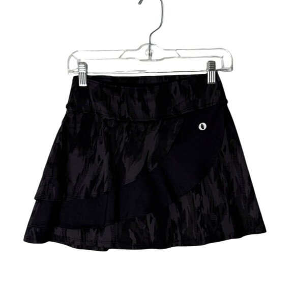Donajo Womens Spin Skort Black Gray Ruffled Athletic Camouflage Pattern Size S - Picture 1 of 6